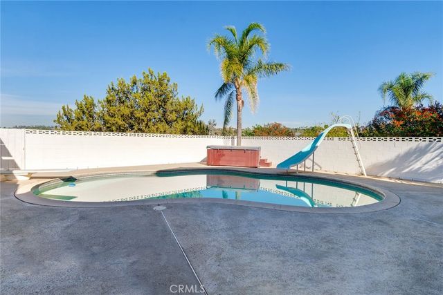 15750 Pounders, Riverside, CA 92504