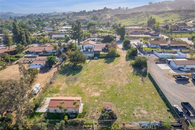 15750 Pounders, Riverside, CA 92504