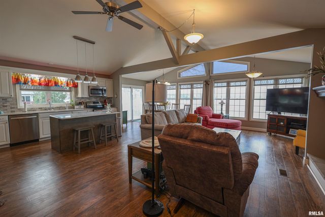 12705 N Egypt Shores Drive, Creal Springs, IL 62922