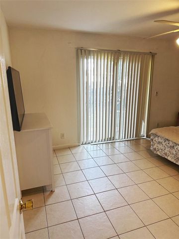 834 NW 3rd Avenue 1-2, Fort Lauderdale, FL 33311