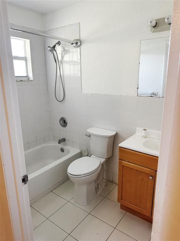 834 NW 3rd Avenue 1-2, Fort Lauderdale, FL 33311