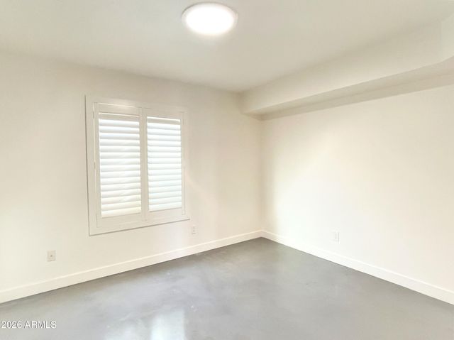 8 W Griswold Road, Phoenix, AZ 85021