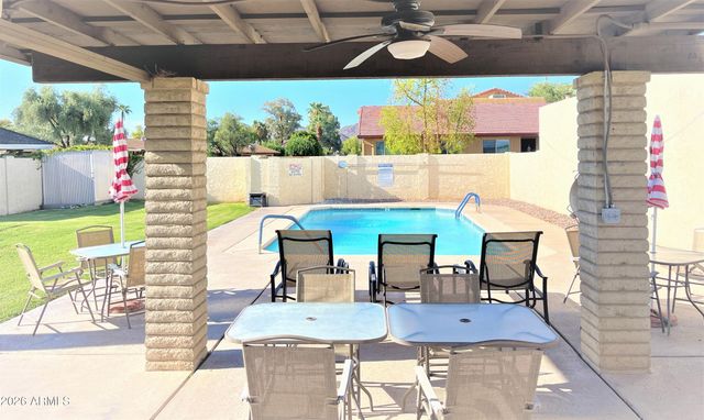 8 W Griswold Road, Phoenix, AZ 85021
