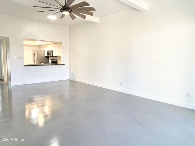 8 W Griswold Road, Phoenix, AZ 85021