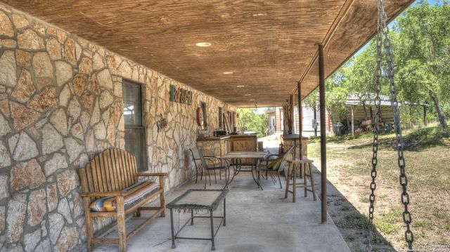 121 David Rankin Rd, Leakey, TX 78873