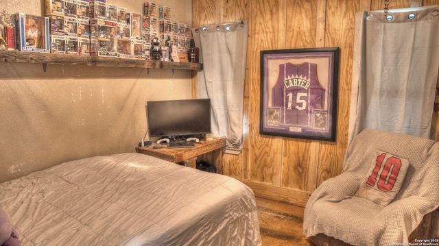 121 David Rankin Rd, Leakey, TX 78873