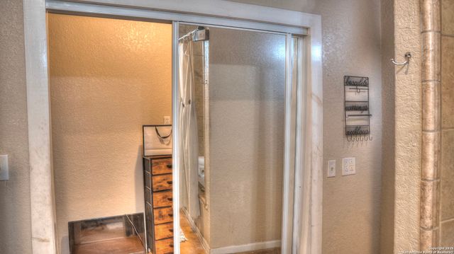 121 David Rankin Rd, Leakey, TX 78873