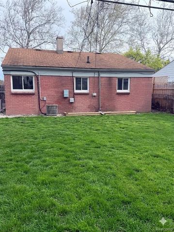 1128 Connie Avenue, Madison Heights, MI 48071