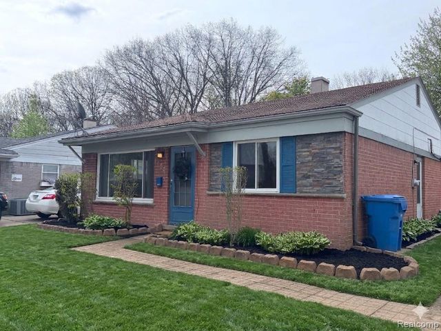 1128 Connie Avenue, Madison Heights, MI 48071