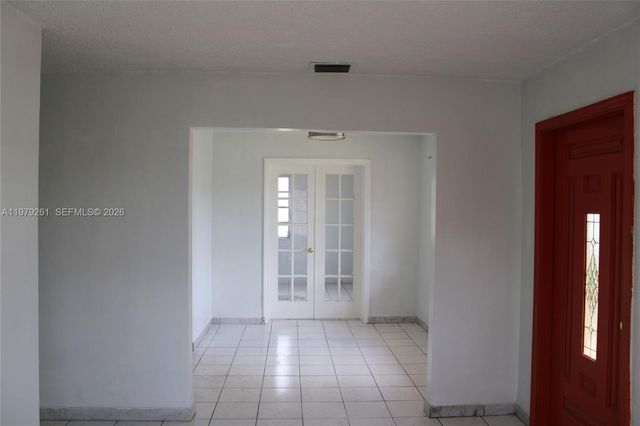 3040 SW 69th Ave, Miami, FL 33155