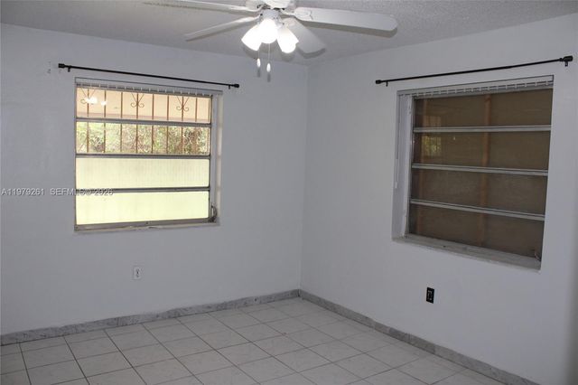 3040 SW 69th Ave, Miami, FL 33155