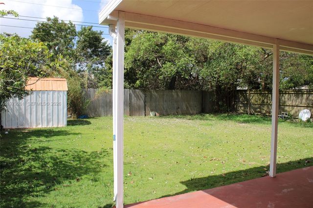 3040 SW 69th Ave, Miami, FL 33155