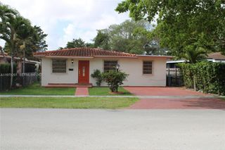3040 SW 69th Ave, Miami, FL 33155