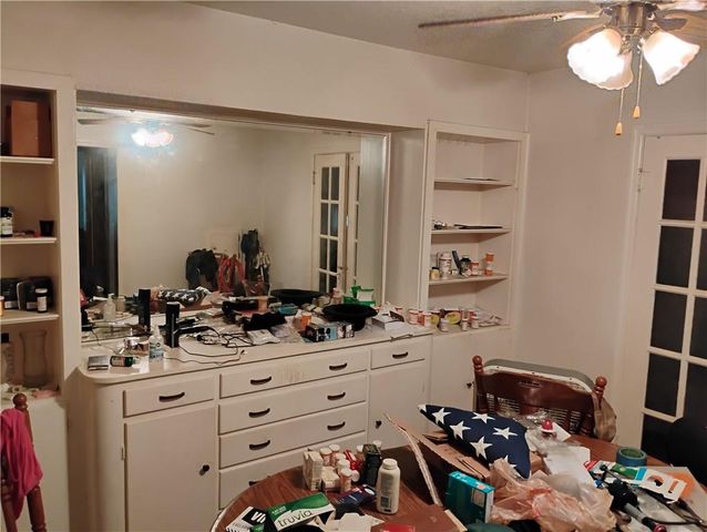 213 E Carlton Street, Pittsburg, KS 66762