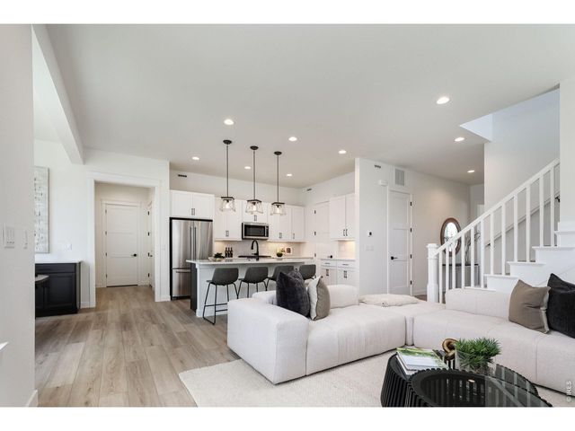 1651 Poplar Dr, Erie, CO 80516