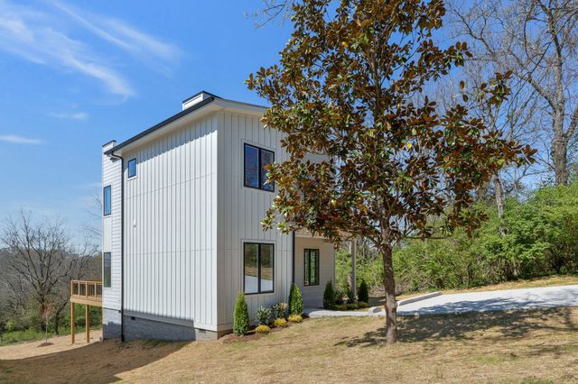 2310 Ilolo St, Nashville, TN 37207