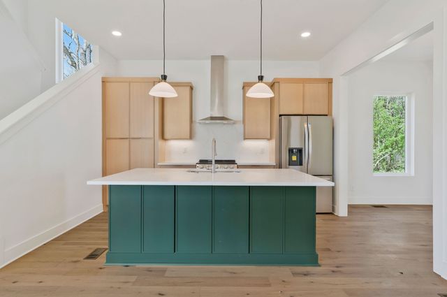 2310 Ilolo St, Nashville, TN 37207