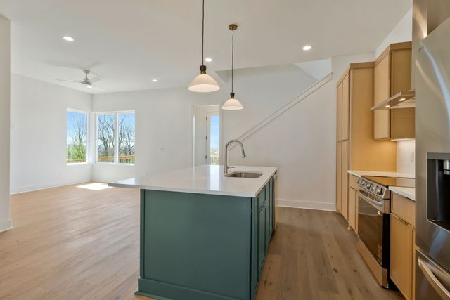 2310 Ilolo St, Nashville, TN 37207