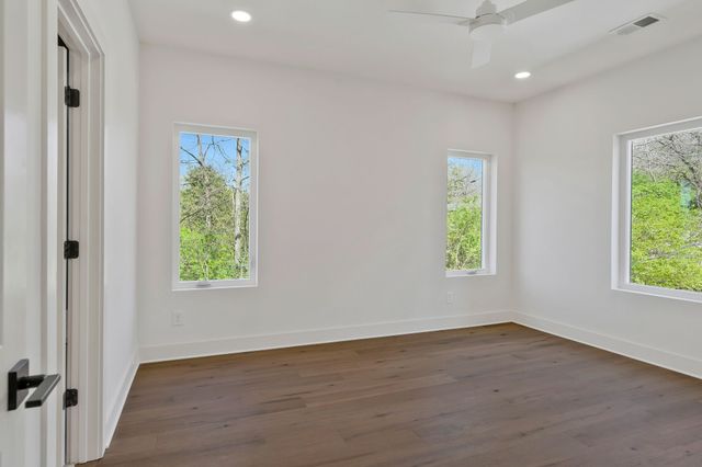 2310 Ilolo St, Nashville, TN 37207