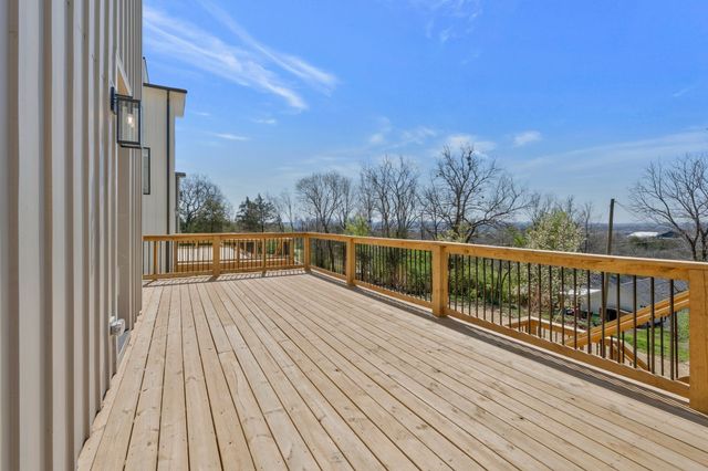 2310 Ilolo St, Nashville, TN 37207