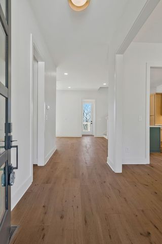 2310 Ilolo St, Nashville, TN 37207