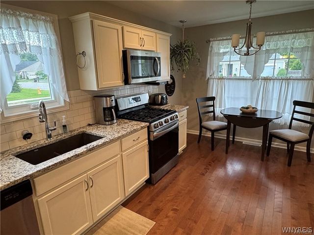 69 Grambo Drive, Lancaster, NY 14086