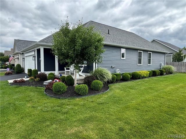69 Grambo Drive, Lancaster, NY 14086