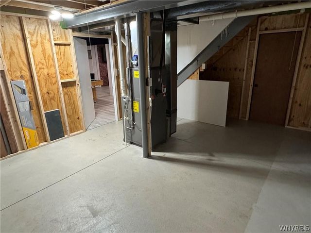 69 Grambo Drive, Lancaster, NY 14086