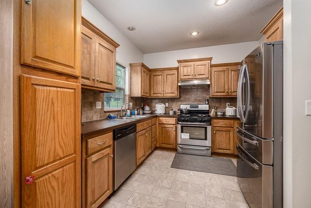 1210 Barnett Avenue, Kansas City, KS 66102