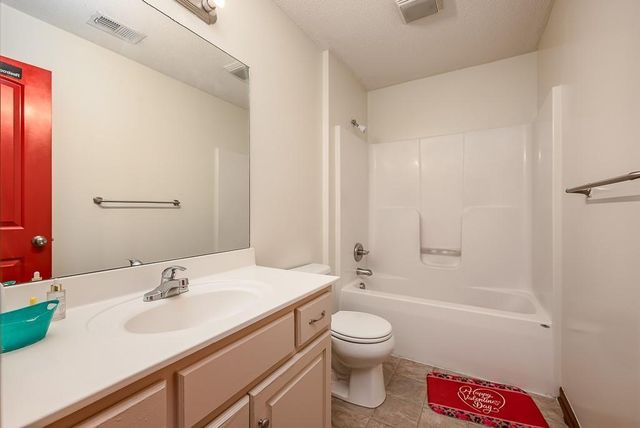 1210 Barnett Avenue, Kansas City, KS 66102