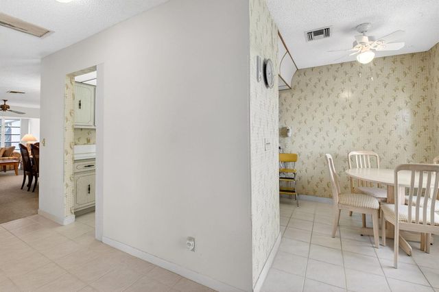 1150 Mahogany Way 203, Delray Beach, FL 33445