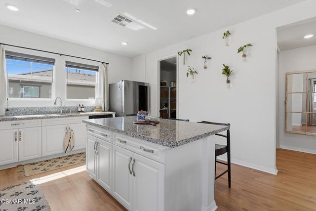 512 Mulberry Lane, Fillmore, CA 93015