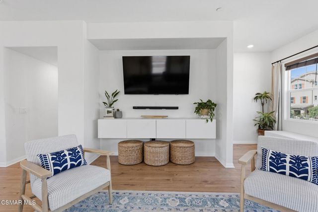 512 Mulberry Lane, Fillmore, CA 93015