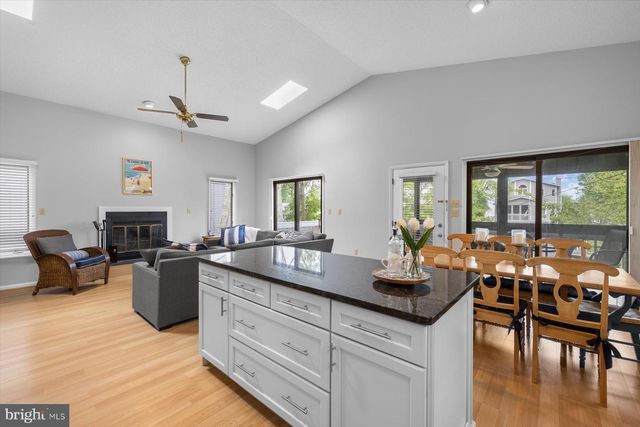 206 WELLINGTON PKWY, Bethany Beach, DE 19930