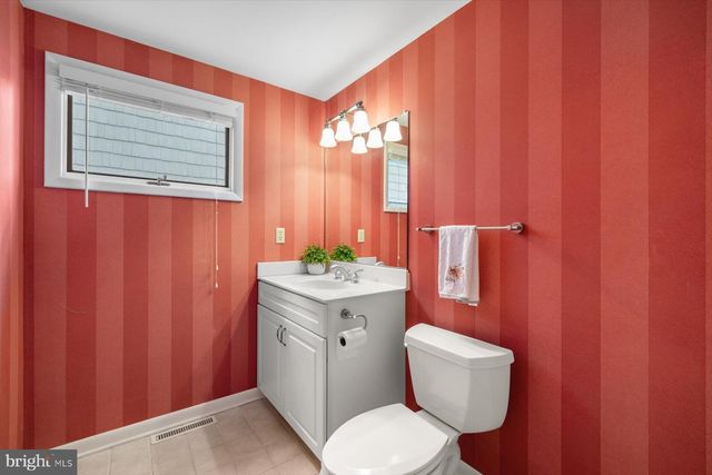 206 WELLINGTON PKWY, Bethany Beach, DE 19930