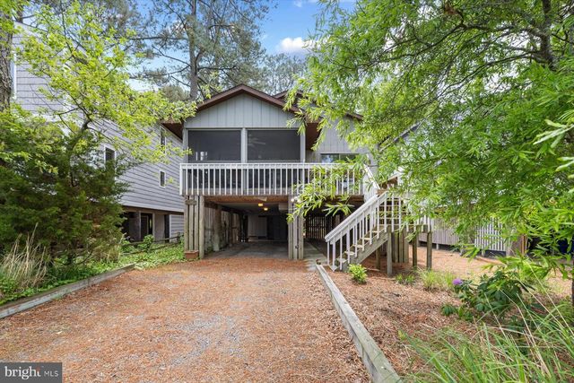 206 WELLINGTON PKWY, Bethany Beach, DE 19930