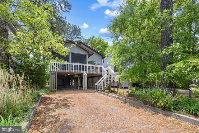 206 WELLINGTON PKWY, Bethany Beach, DE 19930