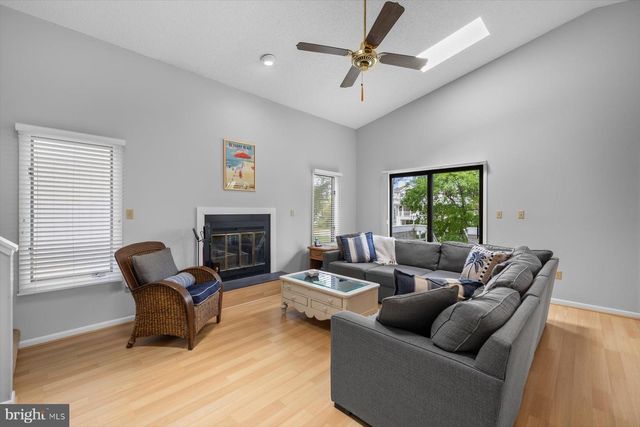 206 WELLINGTON PKWY, Bethany Beach, DE 19930