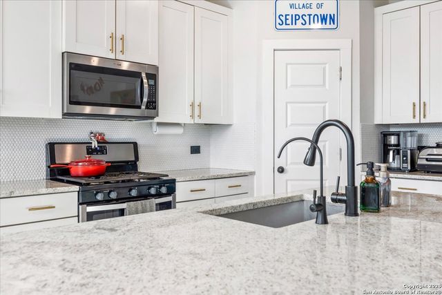 4710 Audubon, San Antonio, TX 78217