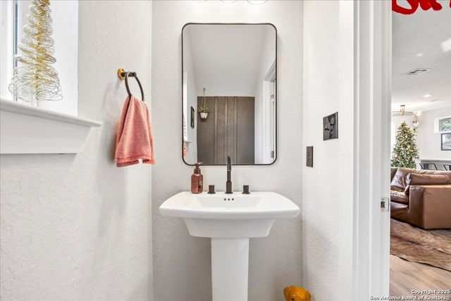 4710 Audubon, San Antonio, TX 78217