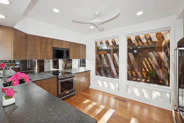 2 WOODSTONE Street, Amarillo, TX 79106