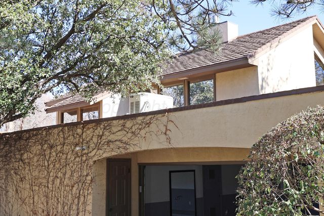 2 WOODSTONE Street, Amarillo, TX 79106