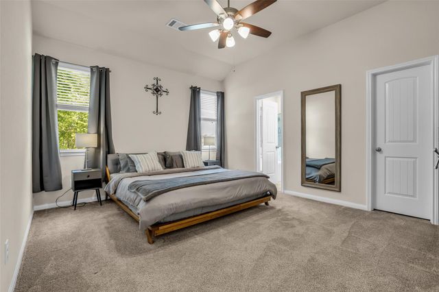 2923 Whitman Drive, Montgomery, TX 77356