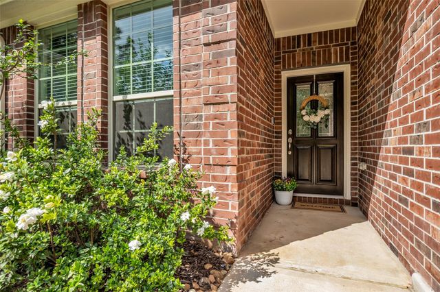 2923 Whitman Drive, Montgomery, TX 77356