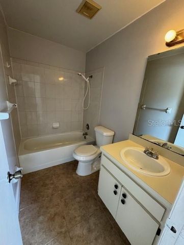 9843 RIVER PINES COURT, Orlando, FL 32825