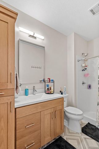 702 Eastland Avenue SE, New Prague, MN 56071