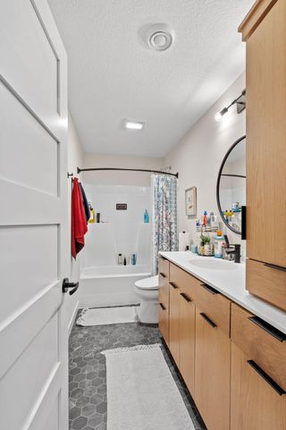 702 Eastland Avenue SE, New Prague, MN 56071