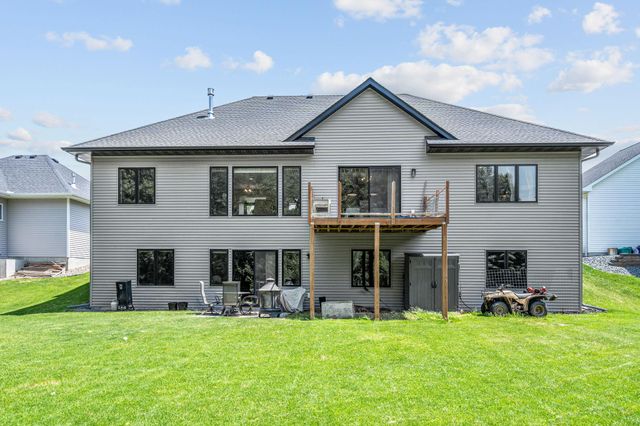 702 Eastland Avenue SE, New Prague, MN 56071