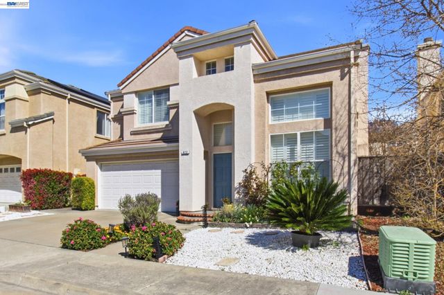 672 Greylyn Dr, San Ramon, CA 94583