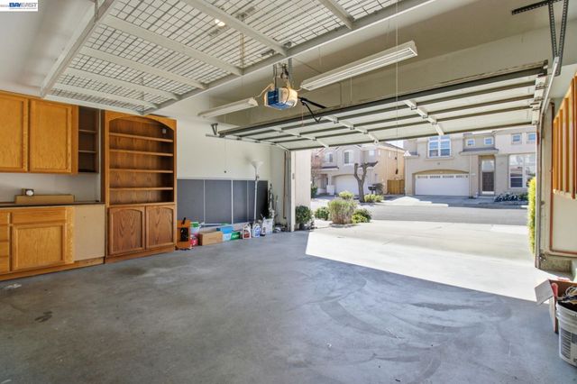 672 Greylyn Dr, San Ramon, CA 94583